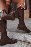 Kozaki Z Ażurową Cholewką Na Płaskim Obcasie S.Barski HY62-8144 Czekoladowe