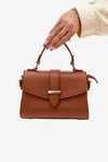 Flora&Co Torebka Listonoszka Z Odpinanym Paskiem Camel Belveta