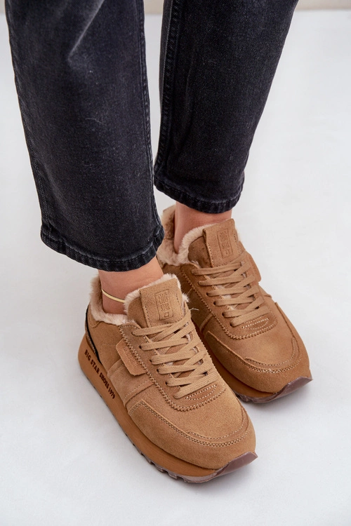 Zamszowe Sneakersy Damskie Z Futerkiem I Błyszczącym Elementem Big Star OO274578 Hi-Poly System Camel