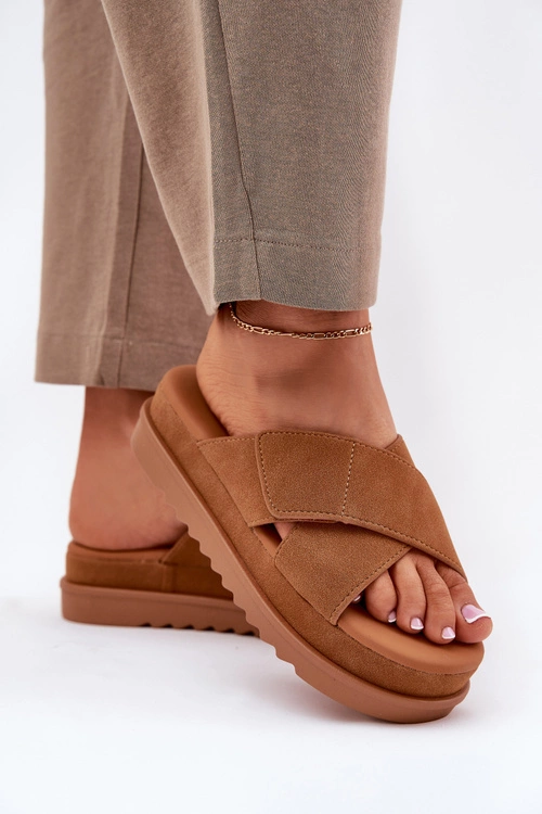 Klapki Damskie Na Platformie Z Przeplatającymi Się Paskami Camel Rinasara