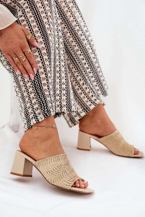 Klapki Damskie Z Plecionką Na Obcasie Beżowe Ciariloria
