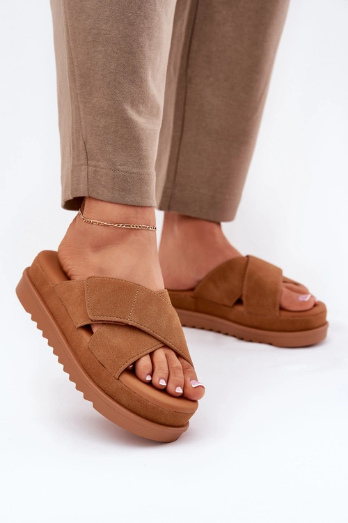Klapki Damskie Na Platformie Z Przeplatającymi Się Paskami Camel Rinasara