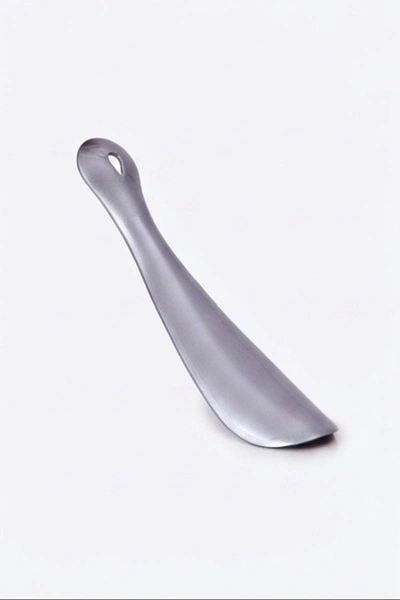 Corbby Plastikowa Łyżka do Butów Szara 15 cm